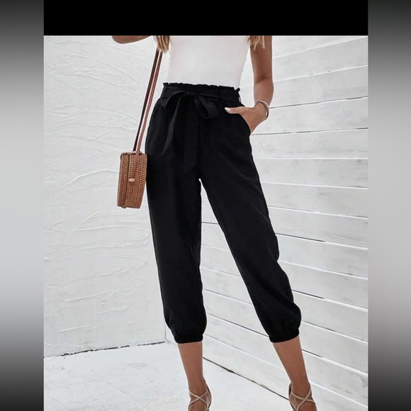 💫SHEIN Women’s Jogger polyester black 3/4 Lenght pants - Picture 2 of 3